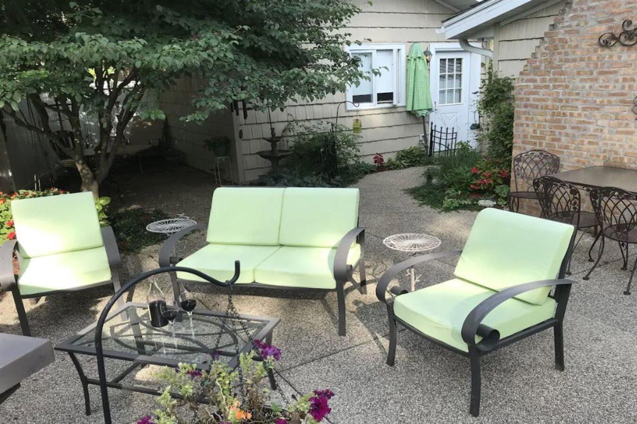 1810 Emerson House Bed & Breakfast - Adults Only Beloit Dış mekan fotoğraf